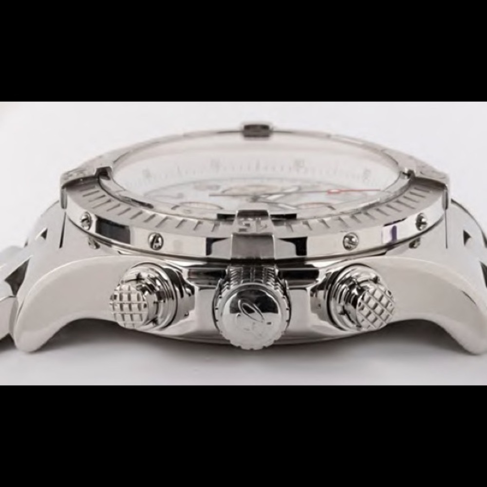 Breitling Super Avenger Stainless Steel Pro II - Picture 6 of 7